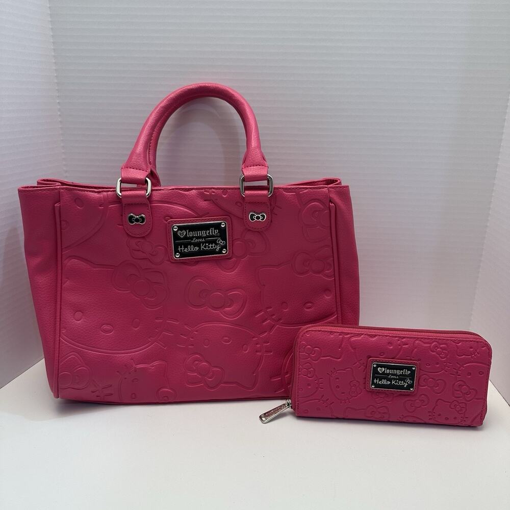 2015 Loungefly x Hello Kitty PINK Embossed Purse & Wallet Retired Vintage Rare